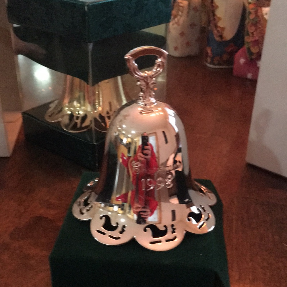 Towle Silversmiths 1998 Santa Sled Christmas Bell